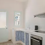 Bohemian Nest - Cheerful 2-bedroom With Pool * Dhavgata