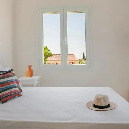 Bohemian Nest - Cheerful 2-bedroom With Pool Villa Dhavgáta