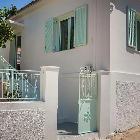 Bohemian Nest - Cheerful 2-bedroom With Pool Βίλα *